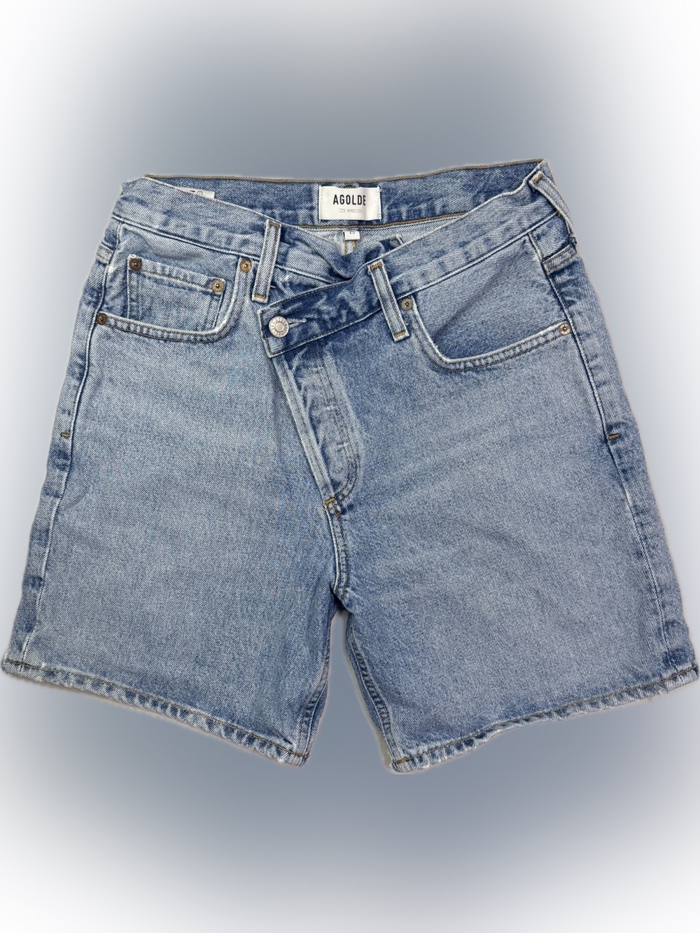 AGOLDE Criss Cross Shorts Size 25 Momentum Wash Light Wash Denim 100% Cotton - Picture 2 of 7